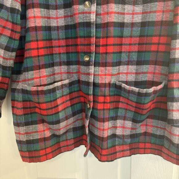 VTG Eddie Bauer Shacket Women’s LG Red Plaid Chore Coat Pockets Flannel Warm EUC - Picture 3 of 11